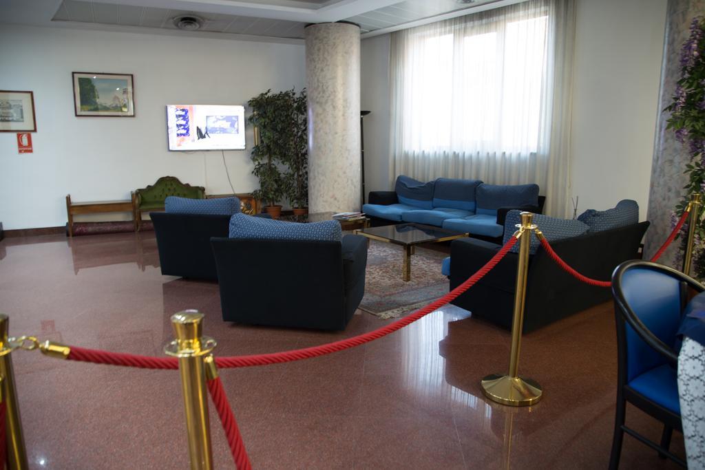 Hotel Santa Maura Rom Exterior foto